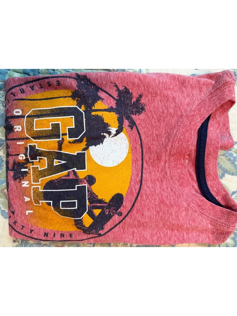 GAP Original Sunset Skate Graphic Tee Kids Red Heather Short Sleeve
